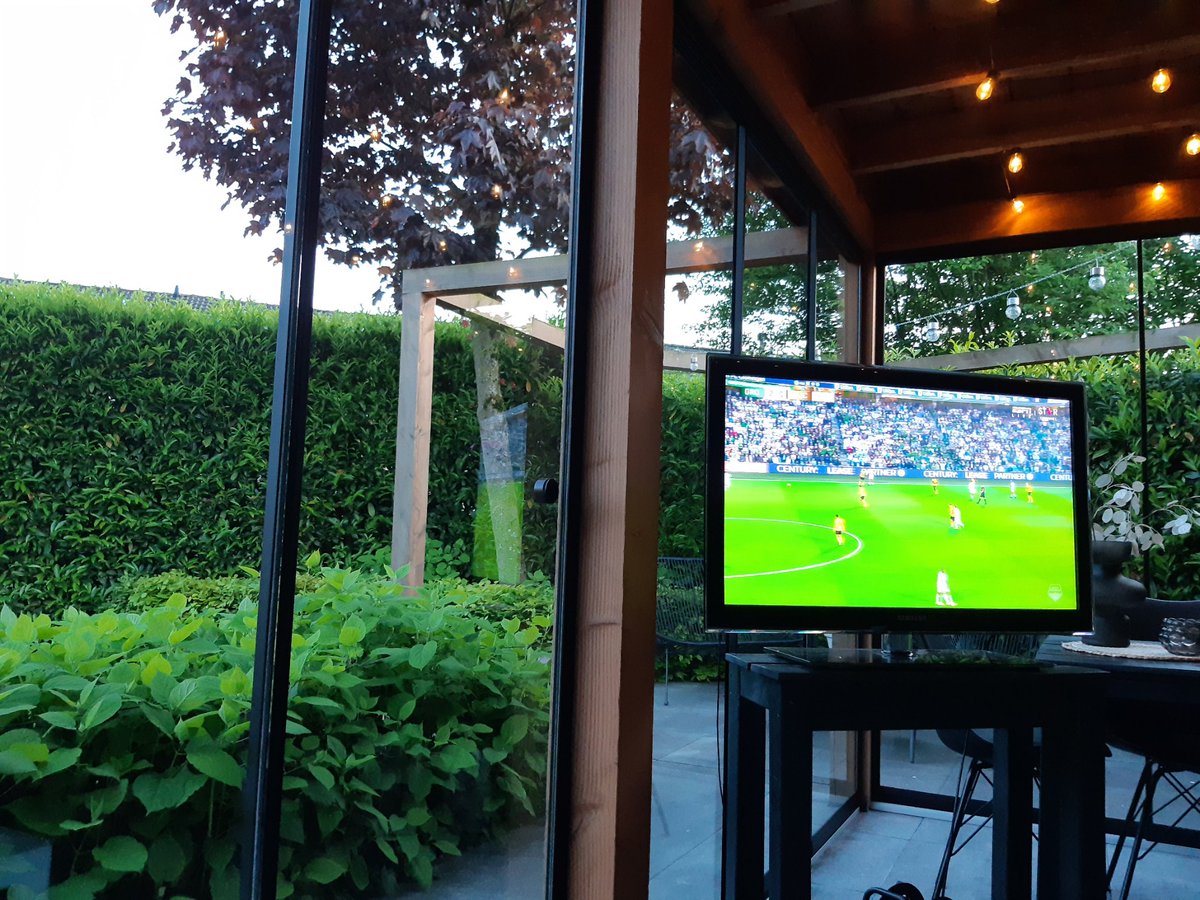 lexentil's tweet photo. #hupgrunn! 
#fcgroningen https://t.co/iHwOQPnzRx