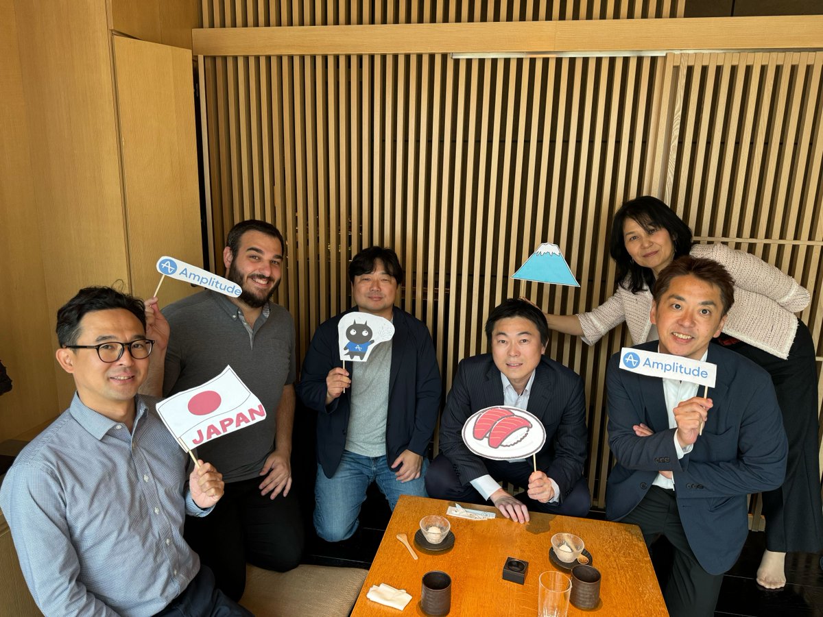 Amplitude 📍Tokyo! Our Japan-based Ampliteers got together to celebrate the opening of our newest office in the APJ region 🎉🌏