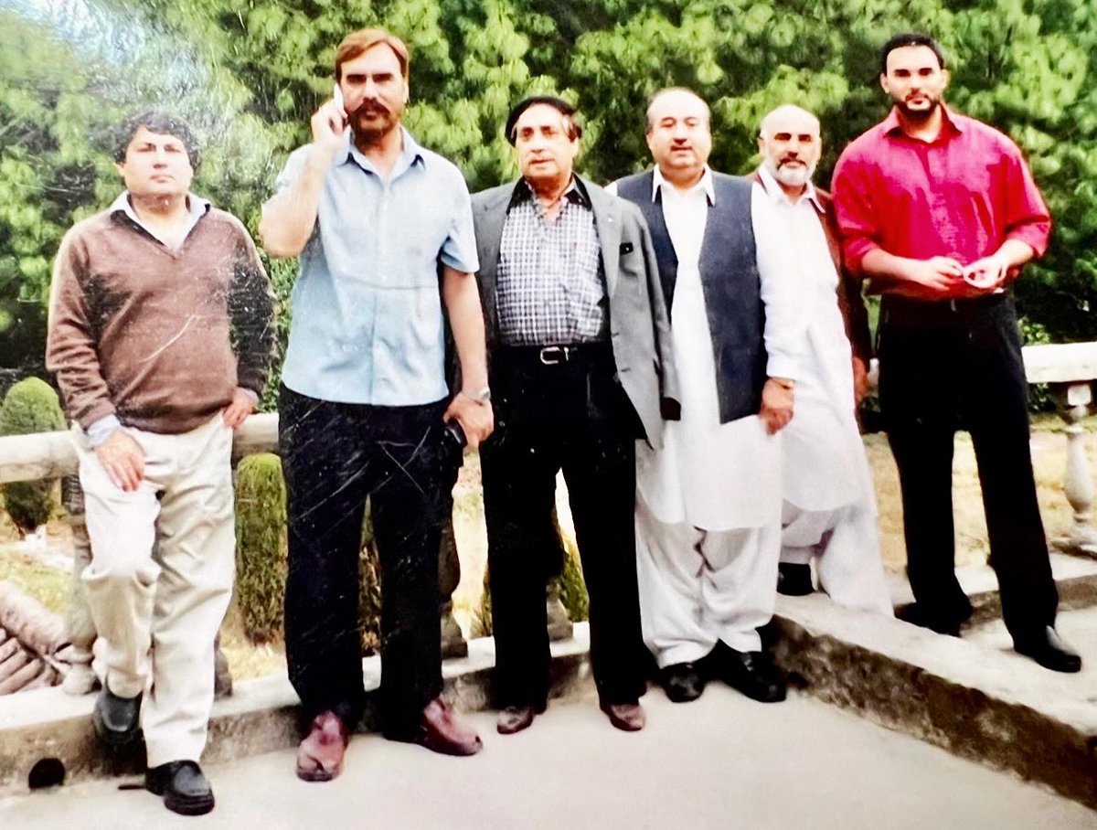 Memorable Picture: Barrister Muhammad Ali Saif, Ansar Burney Advocate, Late Shahzada Alam Monnoo, Sirdar Sikandar Jogezai, Late Khawaja Talib and Human Rights Activist Fahad Burney …