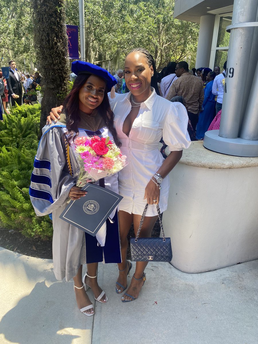 Have I ever introduced y’all to my little sister? 
Well… Meet Dr. Crissy 😎

And shoutout to my mom! Two kids, two doctorates, her work is now done! 
#doctorsisters #stripedandhoodedtwins
