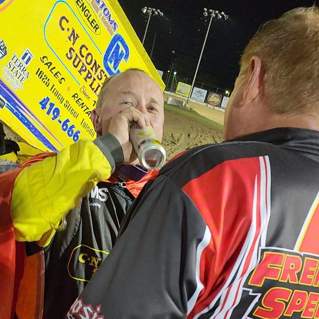 FremontSpeedway's tweet photo. On April 27th, Cap Henry and John Ivy tasted sweet victory and celebrated in Beaverdam Fleet Service Victory Lane with @Drink_Victory!  Who will celebrate tomorrow during Ohio Truck Sales AutokinitonFans Vs. Drivers Night? https://t.co/CDLlmDI0jb