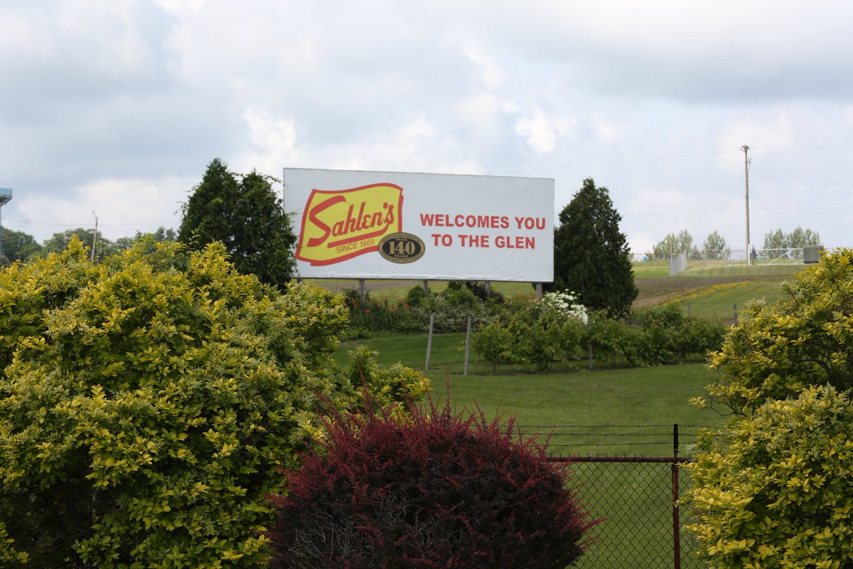 The folks at @Sahlens have been with us for over two decades!

“The facility and racing community means so much to our entire family, and it’s been a great platform to help grow our business over the years with such a passionate fan base.” - Joseph L. Sahlen

#NASCARLegends