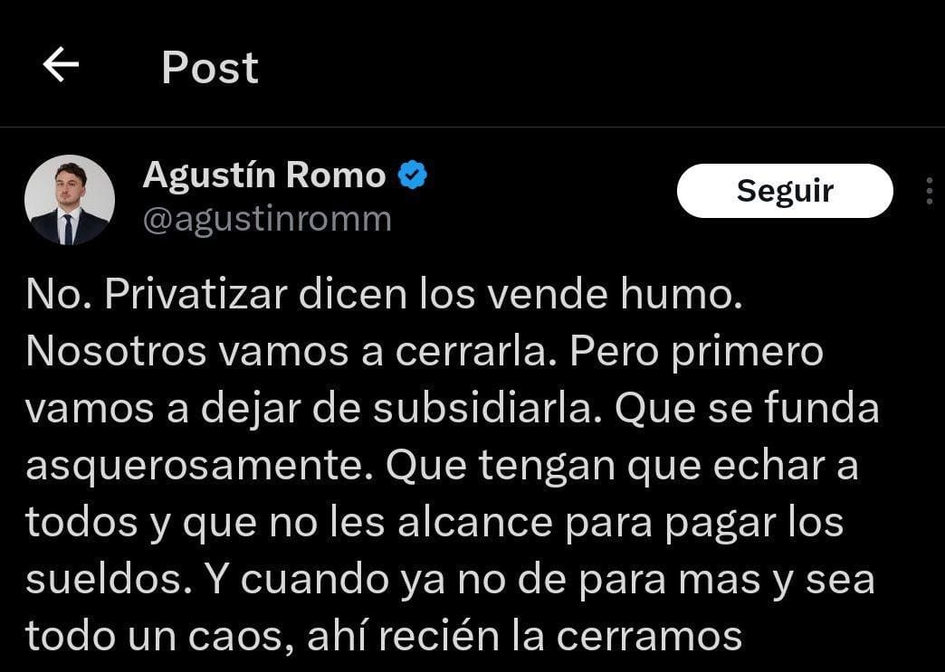 Es y no es un simple tuitero... Si no reciben un escarmiento, van a seguir destruyendo todo a su paso... Y escarmiento me refiero a que estén tras las rejas.