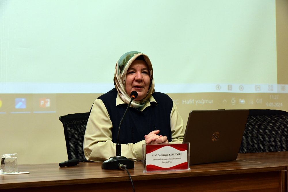 sukranfazlioglu's tweet photo. Kastamonu Üniversitesi'nde
“Arap Dili Neye Yarar: Medrese’den Fakülteye Bir Muhâsebe”
isimli 'söyleşi'den kareler...
Ayrıntılar için bkz.:
https://t.co/q4nPQcDUvA https://t.co/qqpOpagjcI