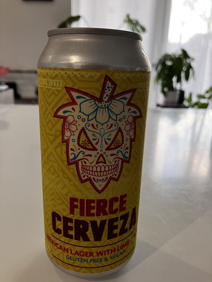 Dandies please join me in a toast the the @AberdeenFC Young Team U18’s on winning the Club Academy Scotland Development League with @fiercebeer Cerveza. Local beer and local fitba team. A winning combination