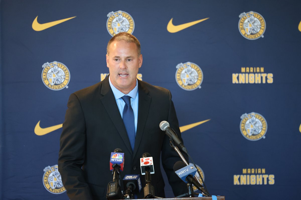 MUKnights's tweet photo. Today was a great day for @MarianMensBBall, as we officially welcomed Coach Pat Knight to the Marian Community!
https://t.co/72YyiXhdYM https://t.co/0AiKurebJb