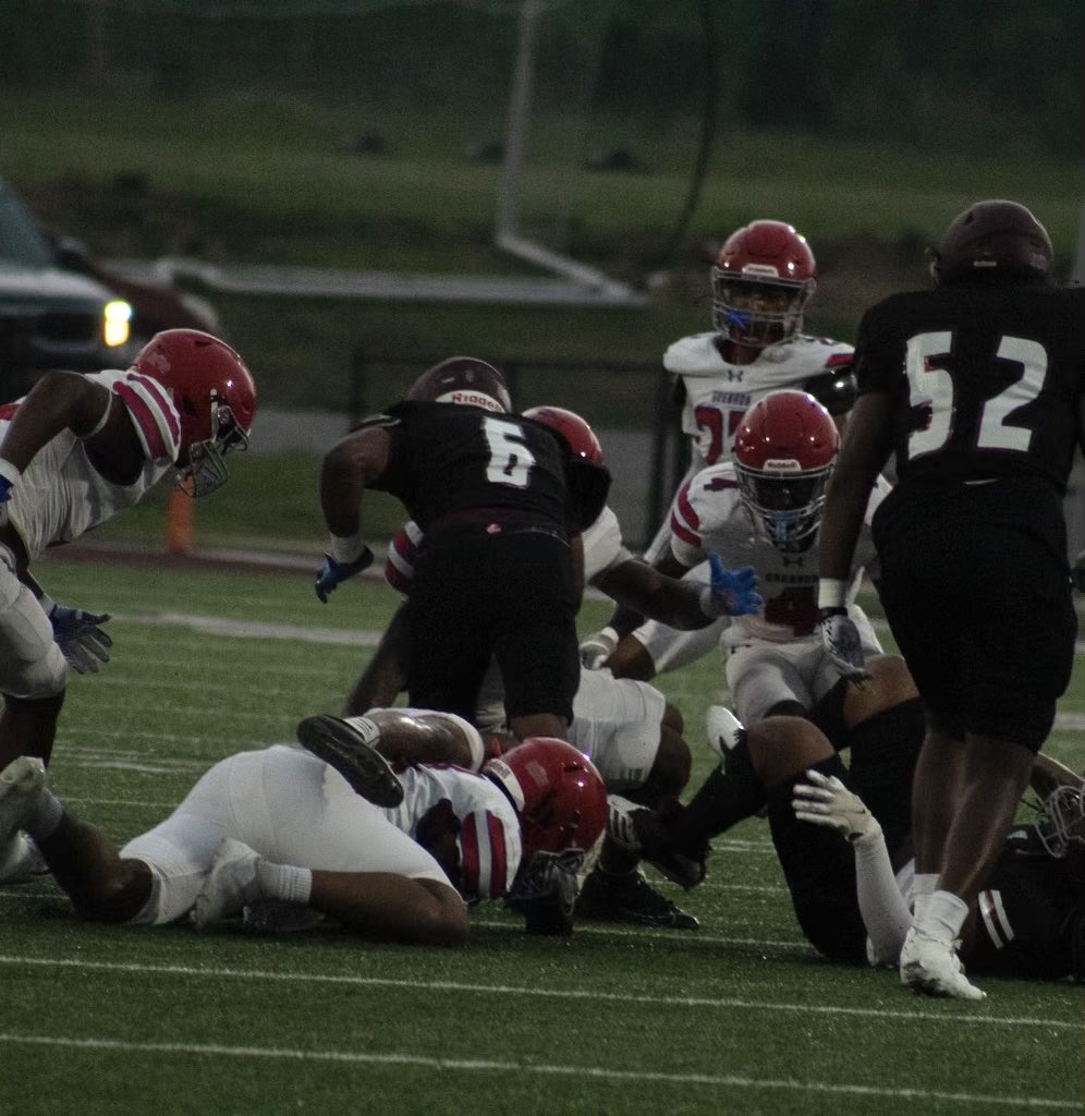 shyy_southside's tweet photo. #lastspringgame coaches come get a dawg ! https://t.co/5M91XSHWQF