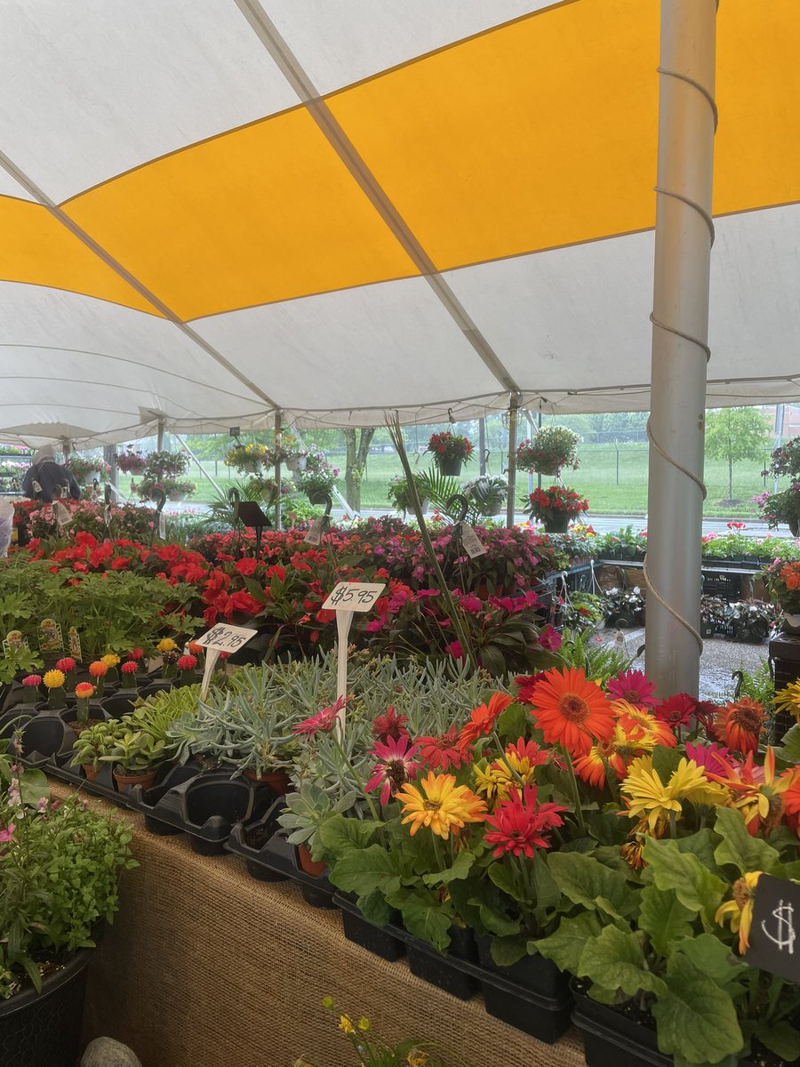 Thank you Ahearn’s for hosting an awesome CBI Trip!! We had sooo much fun picking out flowers for Mother’s Day! 💐💛 #PennDelcoPROUD