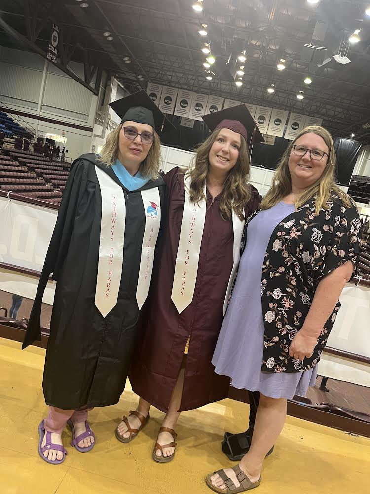 Congratulations to our very own @TMS_Trojans Abigail Thompson on graduating as one of the 1st Troy R3 Pathways for Paras Graduates!!  #TMS #TrojanNation #Proud2BR3 #TMSTribe #TMSRocks #WeAreTroy #MakeExcellenceAHabit