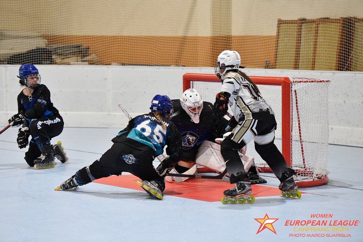 ¡Fin del primer día de la Women European League de Canfranc 2024! 🇪🇺 

🔝 Pleno de triunfos para el @centpatin, el @CPLValladolid está con dos puntos y el @3cpatinclub, con uno.

Mañana, los tres equipos jugarán dos nuevos encuentros 🇪🇸

(📸 @WorldSkateEU)

#EuroHL #HockeyLínea