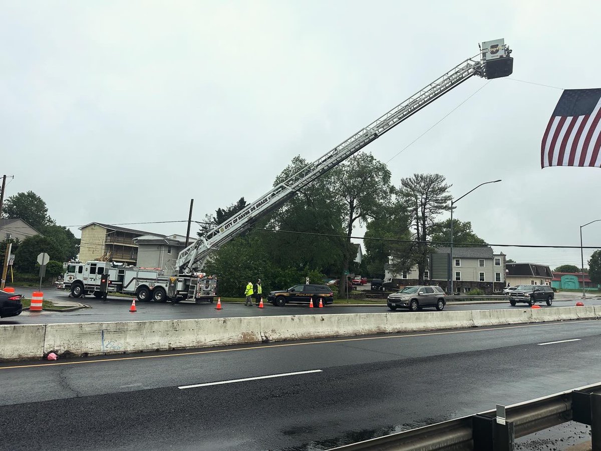 SusquehannaHose's tweet photo. Quint &amp; Tower 5 are honoring The Police Unity Tour, with a ladder arch, as the tour passes over the Hatem Bridge into Harford County. The tour will pause in Aberdeen overnight, before continuing their journey to Washington DC. https://t.co/Z0uhQ4aczW