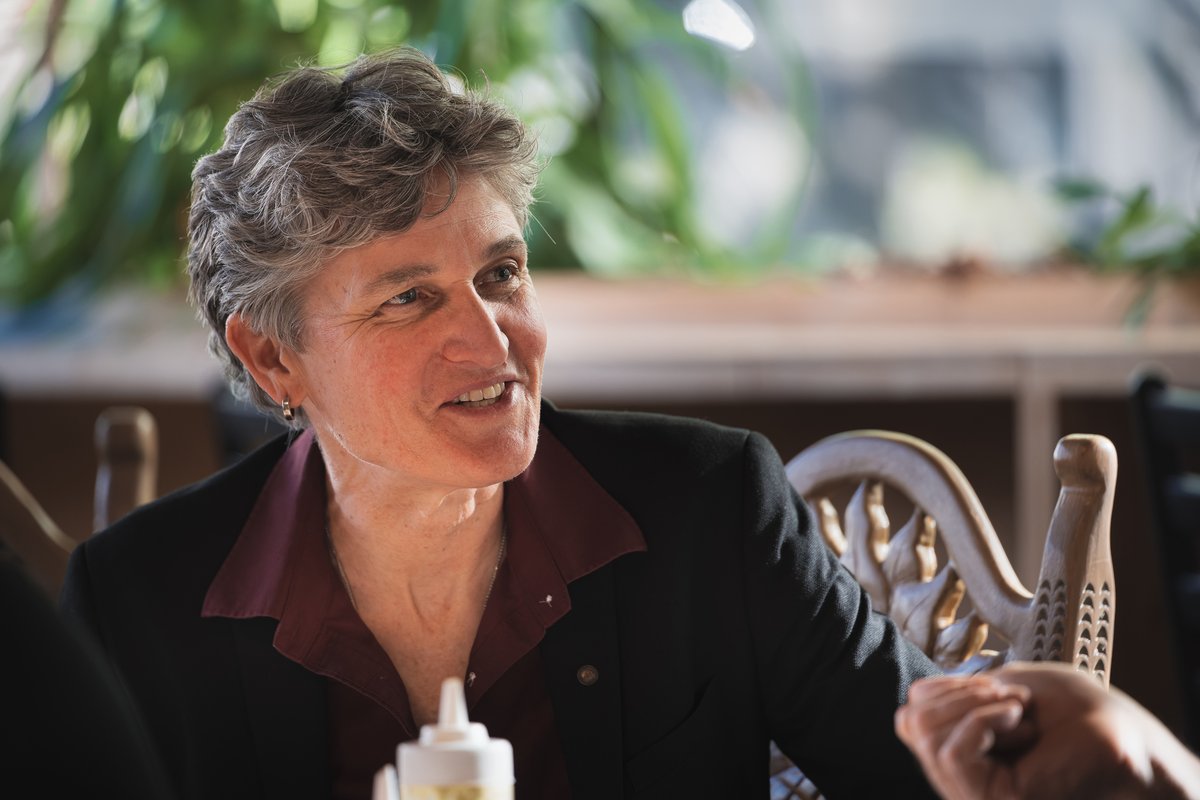 JamieforOregon's tweet photo. While many of the challenges we face across the district are similar, the solutions may differ based on location or region. I appreciated the Gray Panthers hosting an opportunity to discuss issues impacting Portland.

#OR05 #JamieForOregon https://t.co/akRC4H2P6x