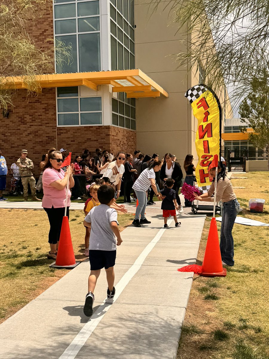 🥳Ending the week with our Parkland Pre-k students participating in their first triathlon was truly remarkable. The event was a success, and witnessing their enthusiasm and achievement was incredibly fulfilling.🚴🚴‍♀️🚴‍♂️