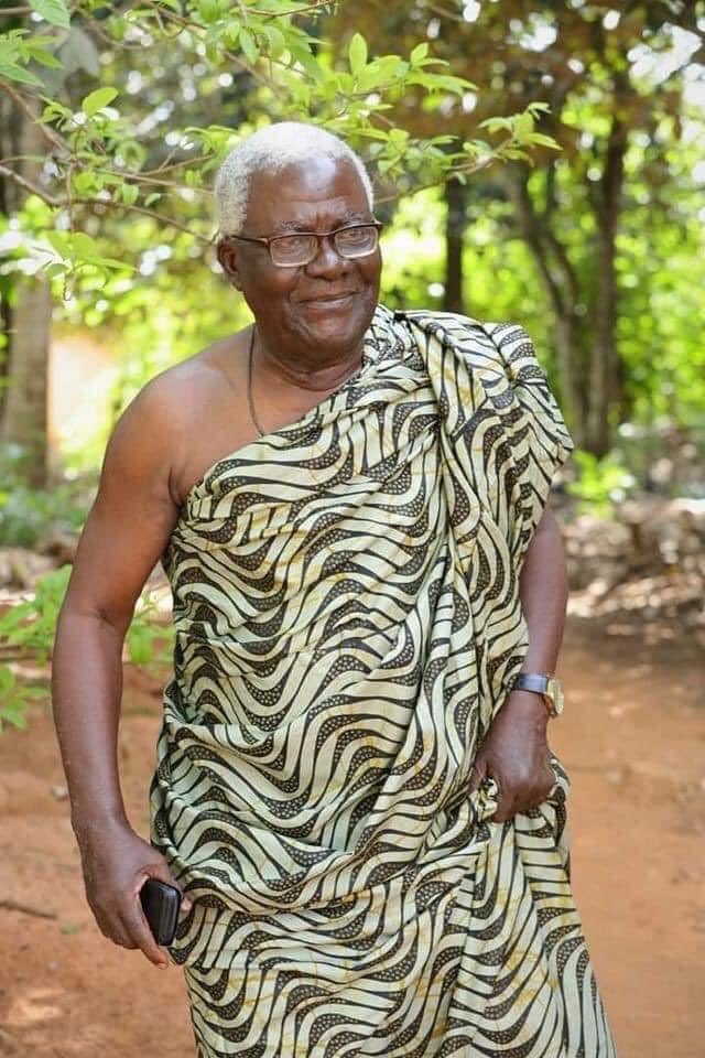 Popular Ghanaian Actor George Appiah Kubi, popularly known as Paa George, was born on Sunday, May 10, 1937. He turns 87 years old today 🎉🎉 Happy Birthday to you Papa and continue to live long 🙏 Let's celebrate this legend today ❤️