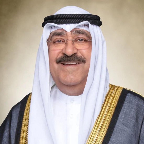 الذي ندين الله به هو عدم نزع يد الطاعة على من ولاه الله أمرنا .

لا للتحريض
والتأليب
والتهديد
والتشغيب

نعم 

للنصيحة 
والدعاء 
والهدوء
والسكينة .

.
#سمو_الامير 

.