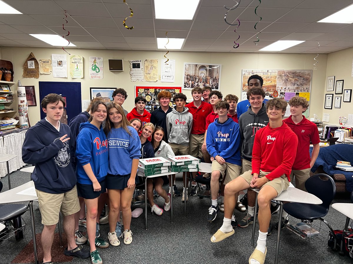 Congrats to Mrs. Watts' Latin class @jacksonprep. Earlier in the year they won a pizza party on us. Enjoyed helping them wrap up the school year with a little 🍕 🎉 We know these guys will estote maiores! #BecomeSomethingMajor #Latin