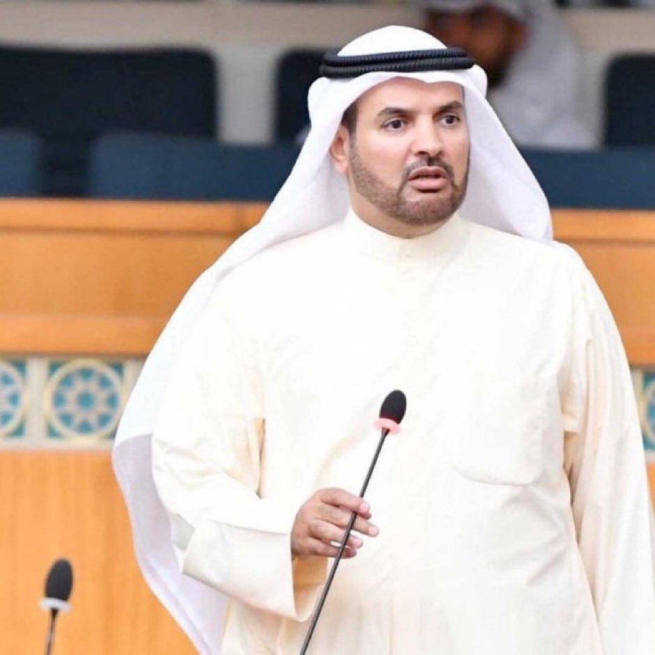 ، #حل_المجلس ↘️
،
، بيض الله وجهك ، و رحم الله ابوك
، كان سويت شيٍ .. ما يسويه احد☝️
،
،
، شكراً #حمدان_العازمي ✅
، تـاريـخـك مـشـرف ✔️
، دخلت وخرجت بثوب ابيض 🌺
،
، ونقول لوالدنا #مشعل_الاحمد_الصباح ✅
، ســمـعــاً و طــاعــه 
، حـفـظـك اللـه🤲
،
، <a href="/hamdan__alazmi/">إعلامية حمدان سالم العازمي</a> 
<a href="/abdalhaa/">المحامي عبدالله حمدان بن فنيطل</a>