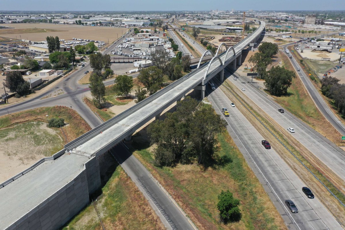 CaHSRA tweet picture