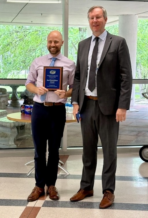 Congratulations to Dr. Jeremy Balch @balchja @UFSurgResidents for winning the Clinical Research Award for the plenary session of our @UFSurgery Research Day with his paradigm-shifting work on #AI modeling approaches that incorporate prior knowledge of risk strata 🐊💪