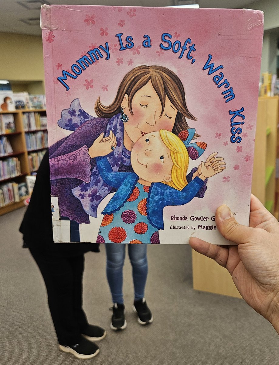 Happy #bookfacefriday !
Happy Mather's Day!