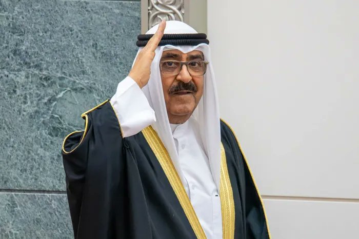 🚨 أمير الكويت: حل مجلس الأمة ووقف بعض مواد الدستور لمدة لا تزيد 4 سنوات.