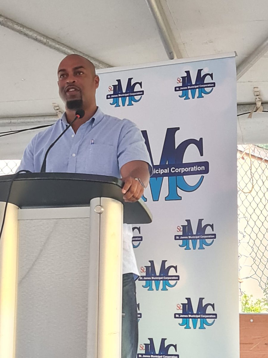 Yesterday @nroccjamaica updated the community of Bogue in St. James on the progress of the Montego Bay Perimeter Road Project. Thanks to the @StJMCorporation for hosting the function. #MBPRP 🇯🇲