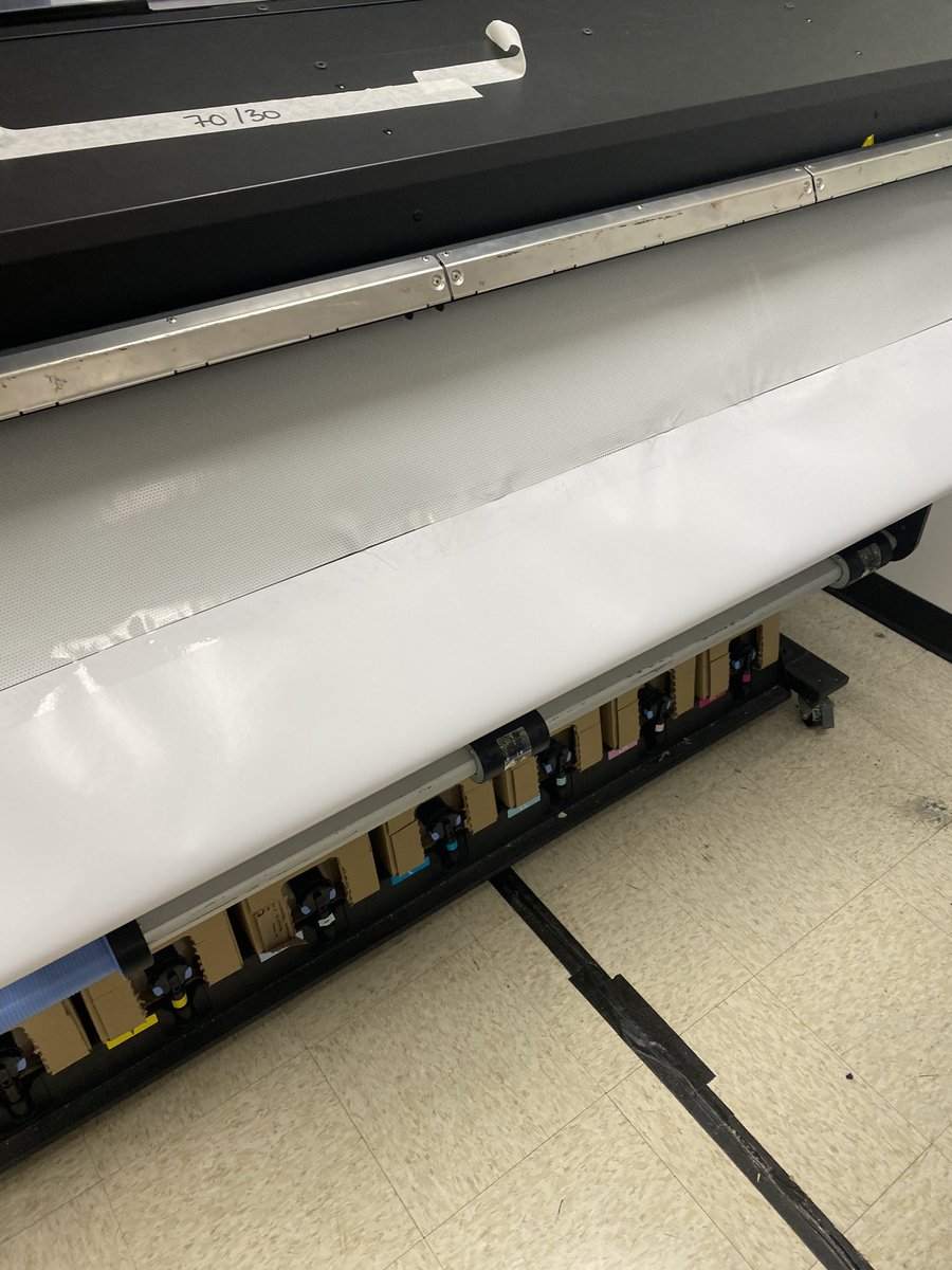 em_em_94's tweet image. Broke bitches understand #largeformatprinters