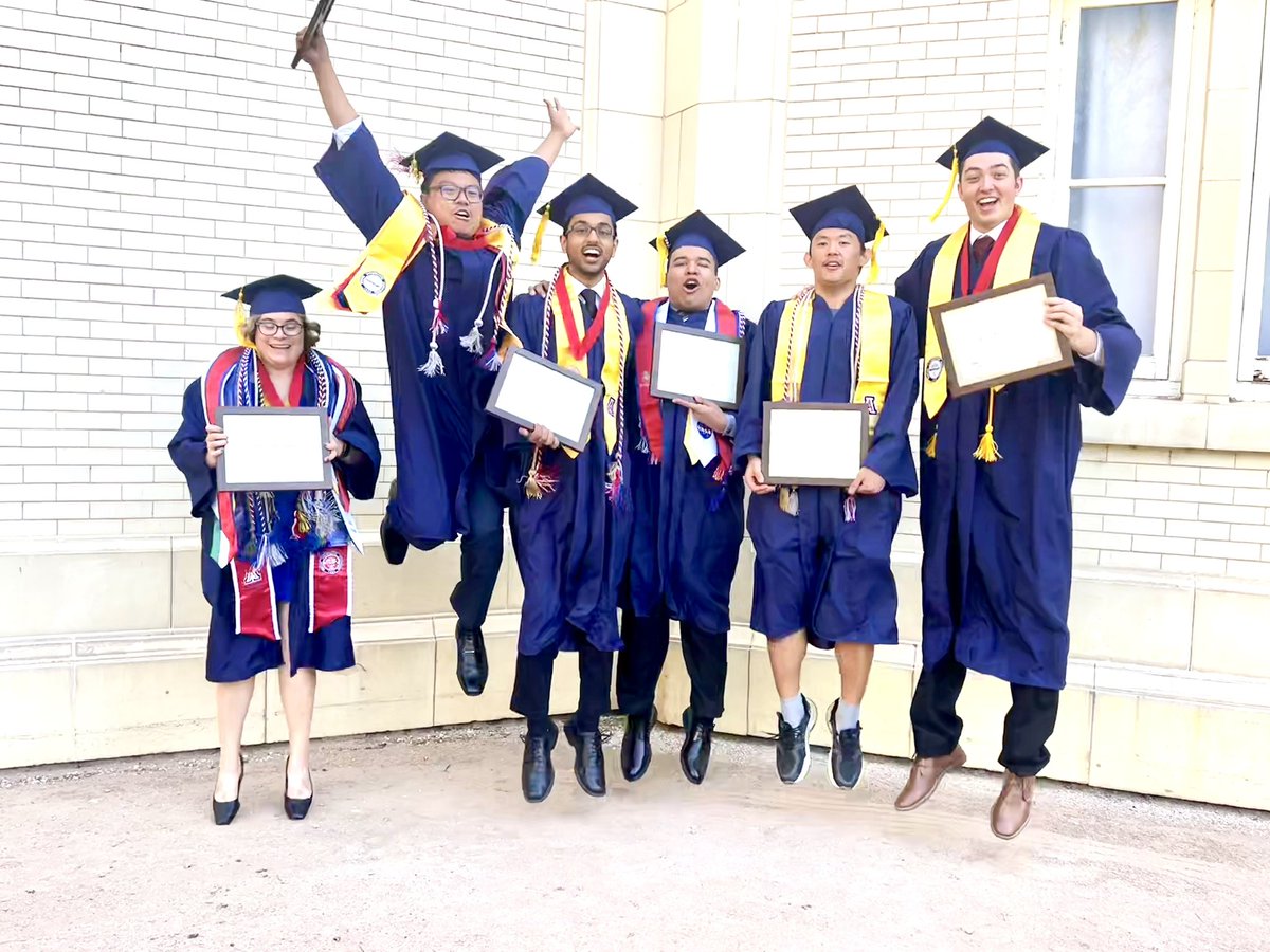 Congratulations Astronomy undergrads #COSGrads2024