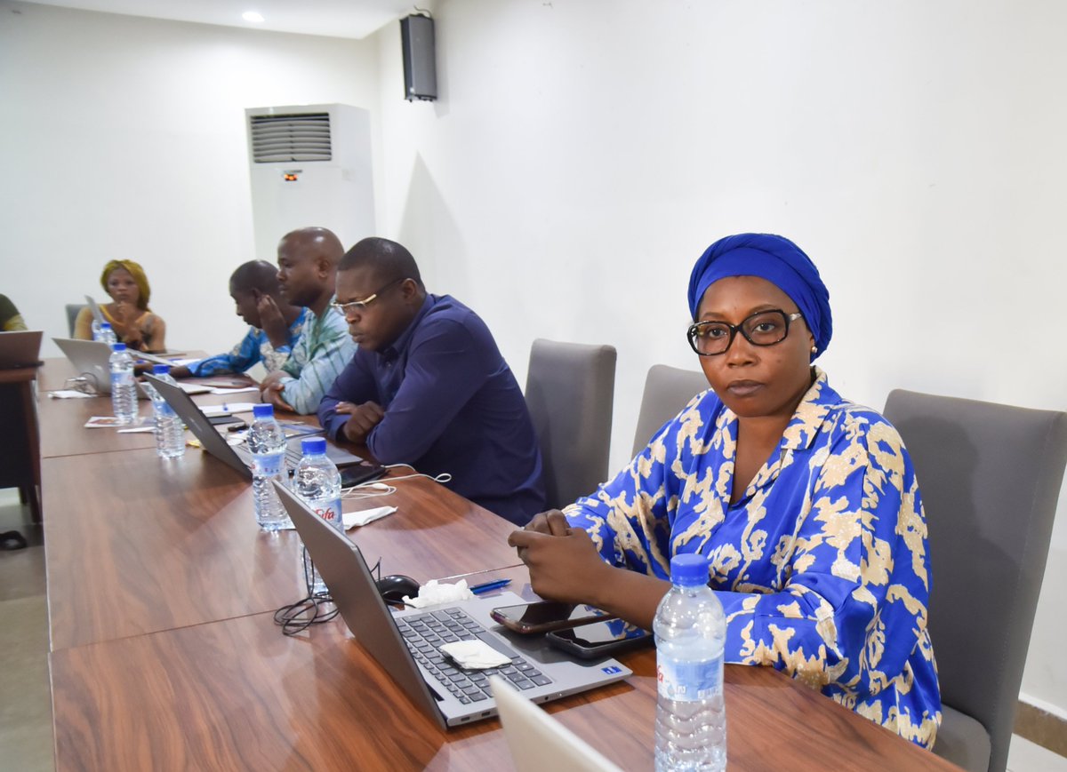 FAOBenin's tweet photo. 🎬🔚Clôture de l'atelier de formation et de restitution #GSARS réussi au Bénin 🇧🇯 ! Les participants désormais outillés pour améliorer les statistiques agricoles.
Merci à tous les participants !
#DSA @gouv_Benin
#GSARSII
@FAOstatistics, @FAO, @gatesfoundation et @EU_Commission https://t.co/E753pkEpY5