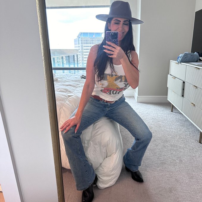 Friday Mood https://t.co/hHGfC1s5gJ<a href="/tag/texans"class="tags"><span>#texans</span></a>