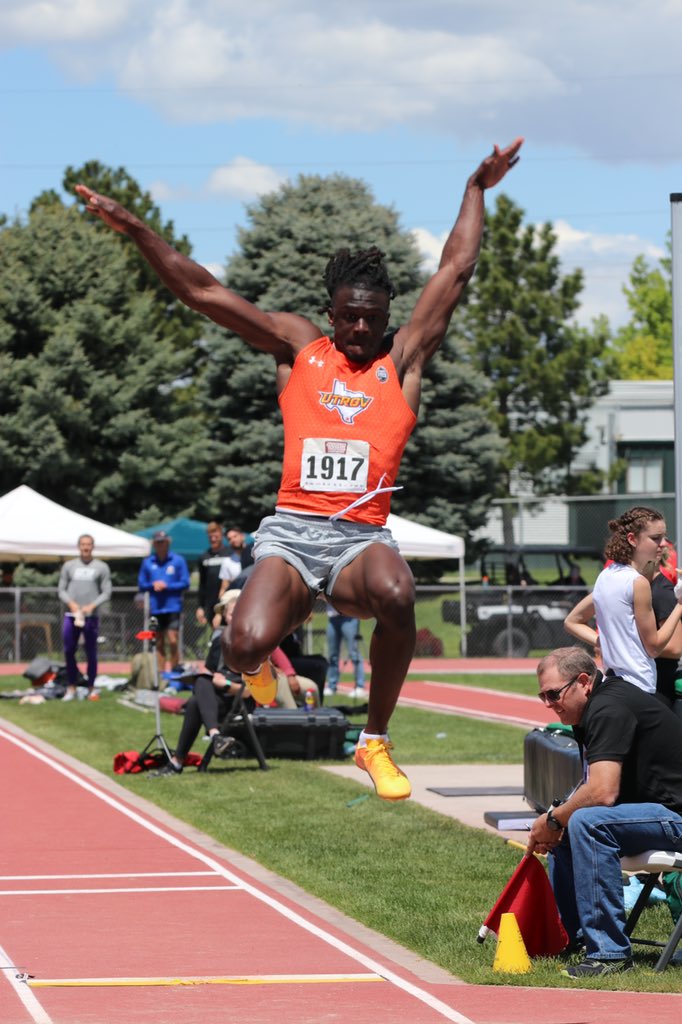 UTRGV_TFXC's tweet photo. #WACotf Champs | M LJ 

call him 🥇 WAC CHAMPION 🥇 Jedidiah Udunna from now on!!! 

7.62m secures the title ✌️ 

💻🇺🇸 https://t.co/hVDllhmqyD
💻🌎 https://t.co/QfERtUSAG7 
📊 https://t.co/xGQuOgbyF8 

#RallyTheValley #UTRGV https://t.co/5H2L05BQlK