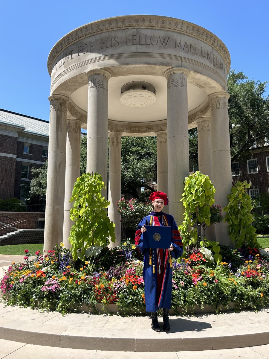 SuziGoebel's tweet image. That’s Suzi Goebel, J.D. to you!