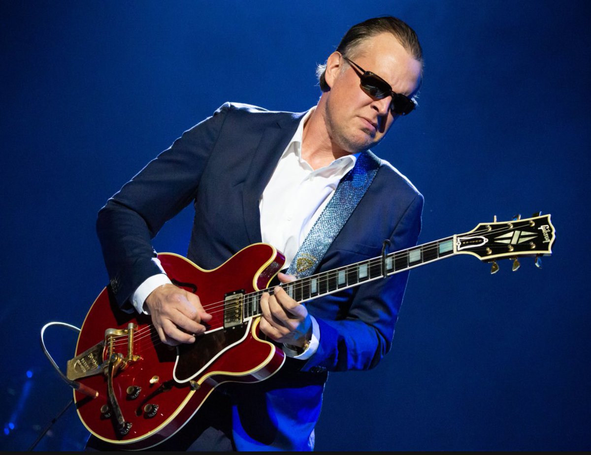 I had a great @MusicMattersDH podcast chat with amazing guitarist Joe Bonamassa this morning! The episode will be out soon on @ApplePodcasts and all other streaming outlets! @JBONAMASSA #joebonamassa