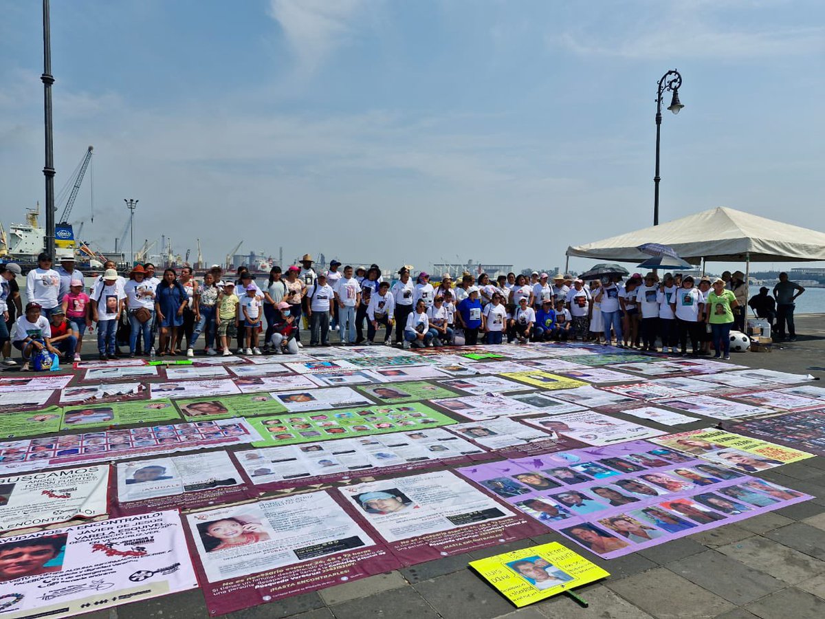 Las familias buscadoras del Puerto de Veracruz presentes este Día de las madres, nada que celebrar.