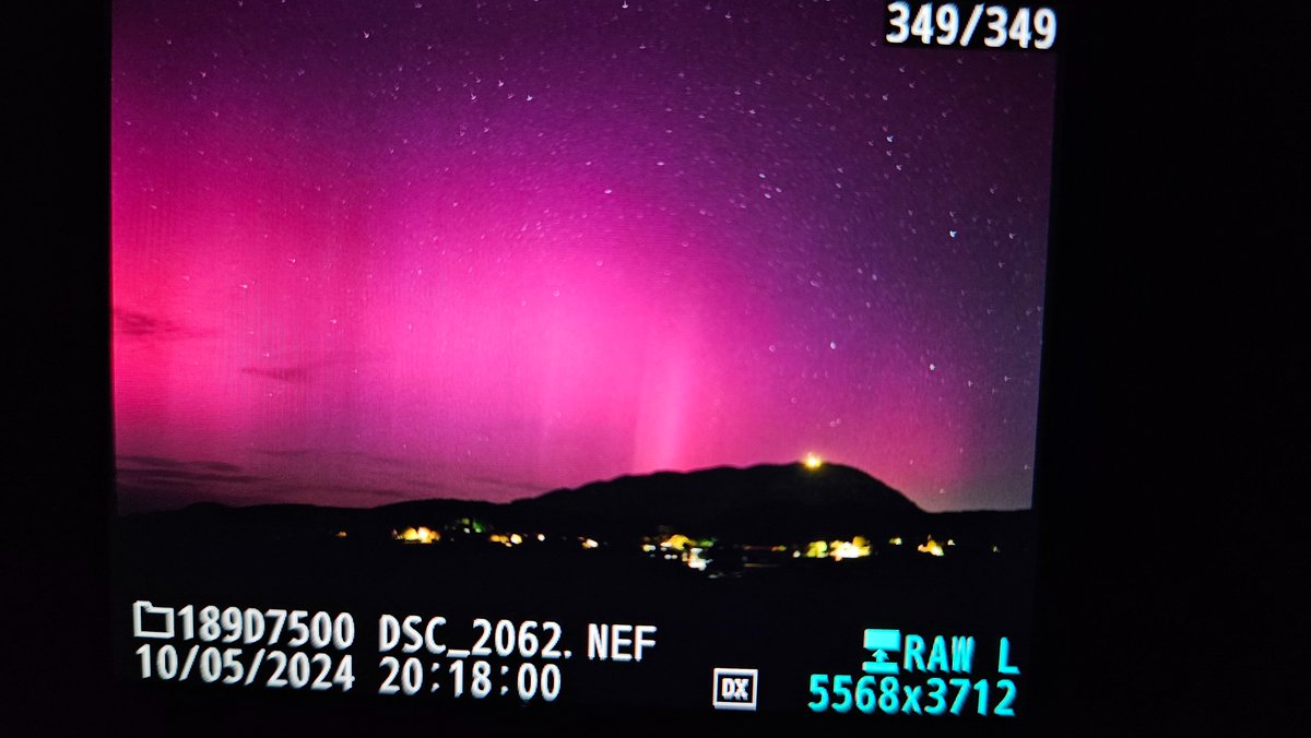 JAtanackov's tweet image. WOOOOW!!!! BRIGHT AURORA!! Best since 20 Nov 2003!!! Bright aurora up to 45° high!!! Slovenia. #aurora #northernlights