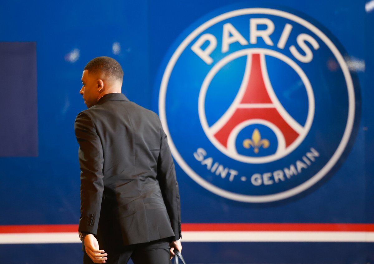 L’au revoir de Kylian Mbappé : comment la star du PSG est venue dire qu’elle s’en allait ➡️ l.leparisien.fr/BwPa