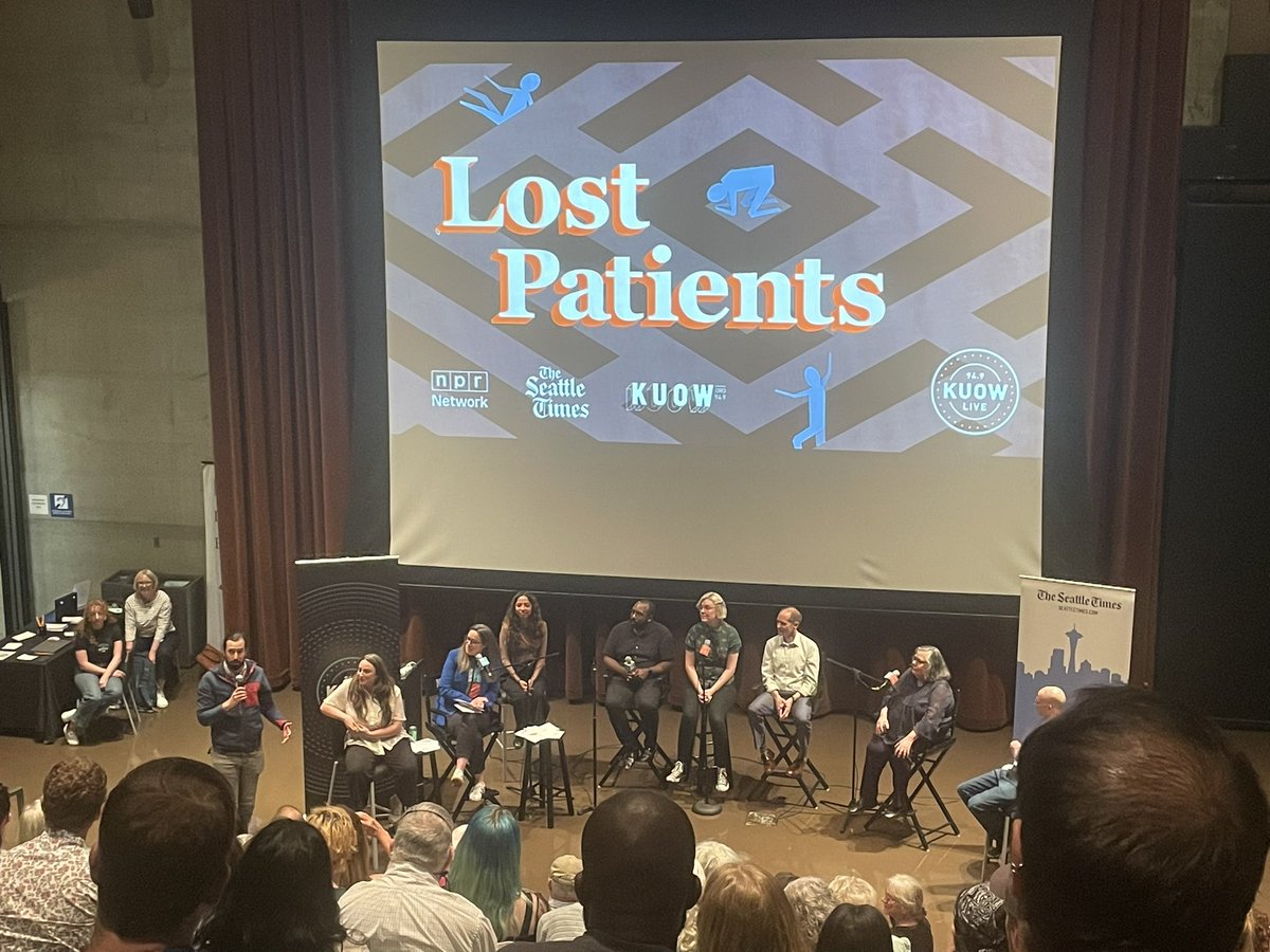 esmyjimenez's tweet photo. Aaand that’s a wrap!! 

Thank you everyone who came out and who’s listened to Lost Patients 🎧Even among a subject that’s often complicated or seemingly dark, we had a lot of laughter and earnest conversation. Feeling very grateful for y’all! https://t.co/Y0NepLkEqD