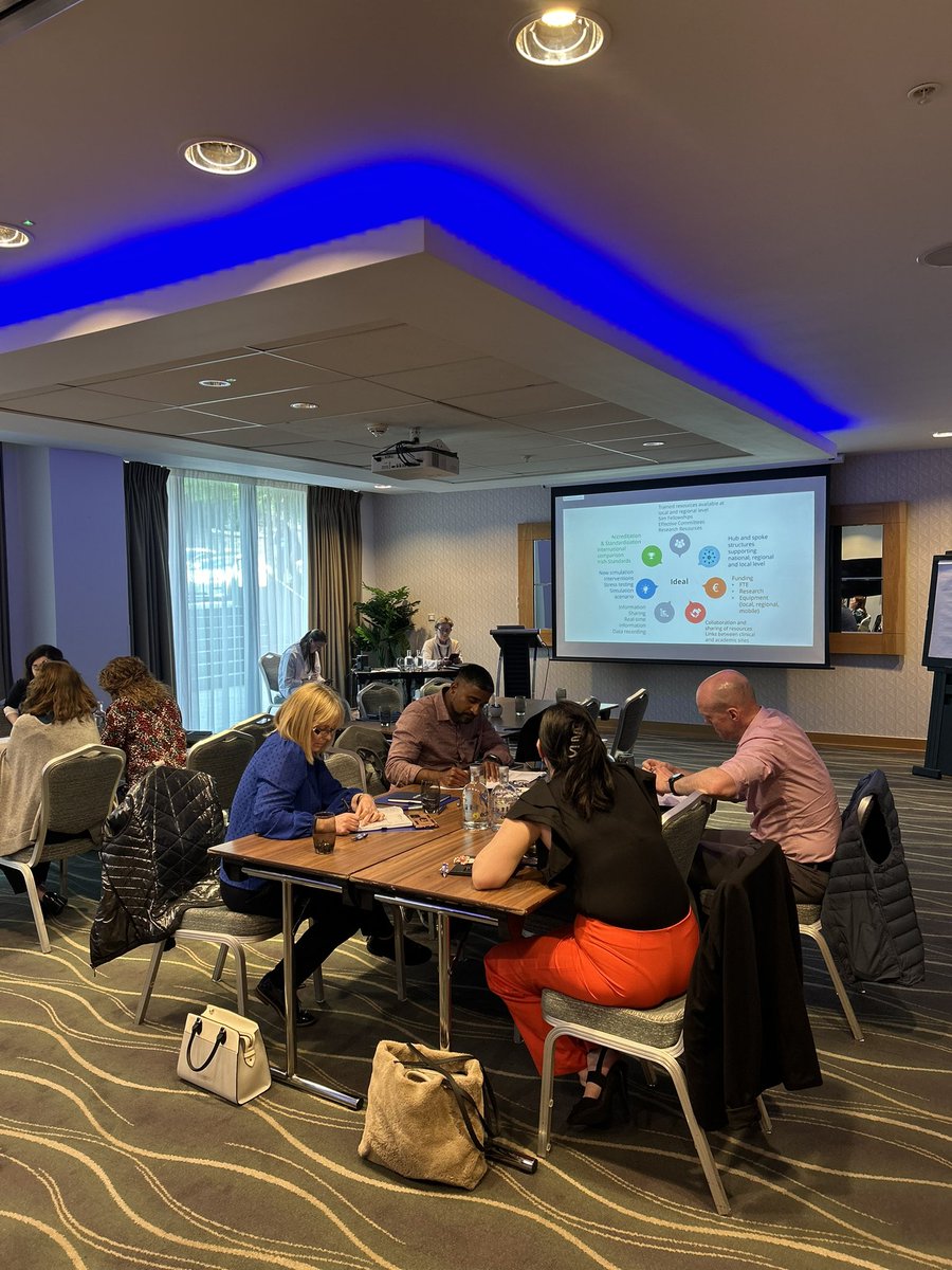 HSE_NSO's tweet photo. #SimulationConsultationDay 

Our sim leads hard and smart at work today brainstorming and discussing barriers and solutions for sustainable simulation based education and action

Thank you to everyone who came today! #simulationinhealthcare https://t.co/jYPn40fvth