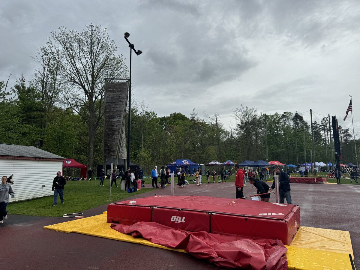 Follow live results at @LeoneTiming right here ▶️ milesplit.live/meets/606674