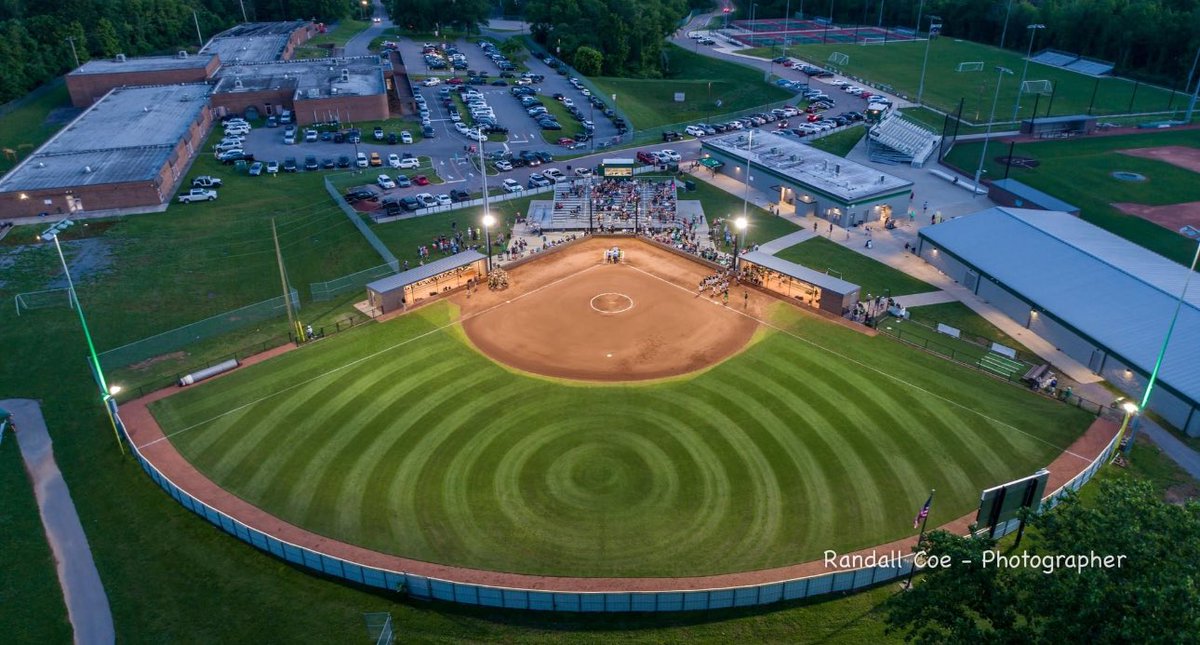Last ever district tournament when my best friends💚 No other place I would rather be.  <a href="/GreenHillHighSB/">Green Hill Softball</a>