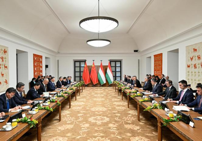 On his visit to Hungary, President Xi Jinping and Prime Minister Viktor Orbán decided to elevate the China-Hungary relationship to an all-weather comprehensive strategic partnership for the new era. A look at the China-Hungary Joint Statement: fmprc.gov.cn/eng/zxxx_66280…