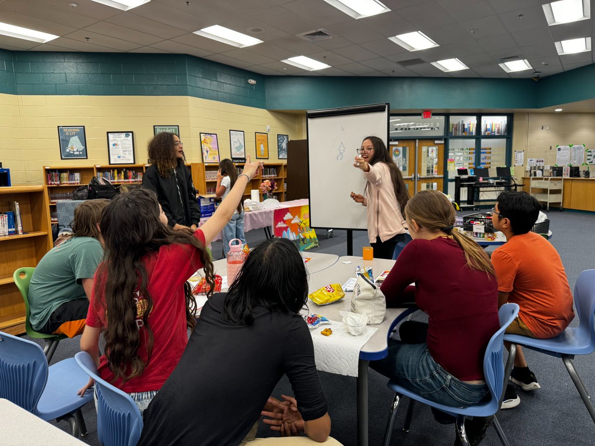 What an amazing group of artists we were able to celebrate during our end of year National Junior Art Honor Society event <a href="/NISDStinson/">Stinson MS NISD</a> !!  We are thankful to have these students bring visual art recognition to both our school and community💚💙💛 #SkyhawkPride <a href="/NISD_FineArts/">Northside Fine Arts</a>