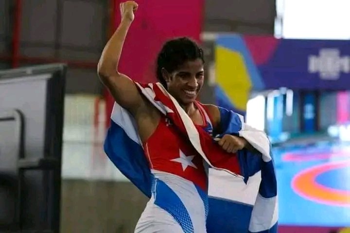 ¡Felicidades muchacha, qué orgullo que seas granmense! Yainelis Sanz Verdecia, atleta de Lucha logra la clasificación para la cita olímpica. ¡Felicitaciones campeona! #ProvinciaGranma
