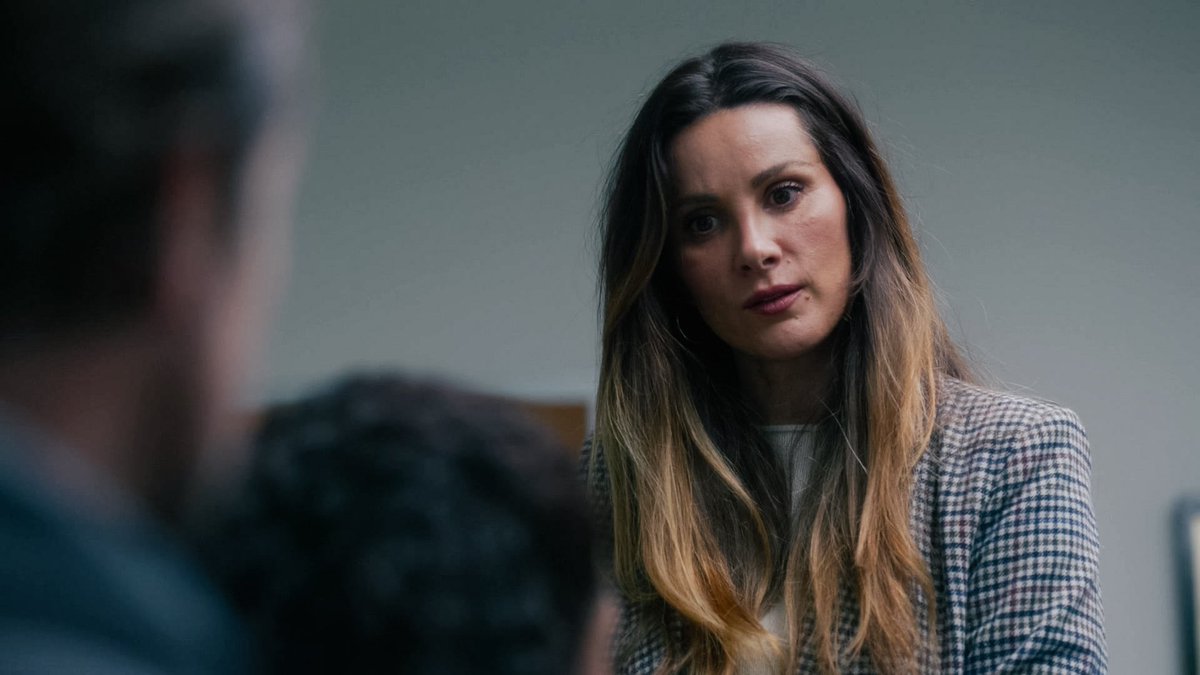 SpampiSavrey's tweet photo. After 70 episodes since her first appearance on #Station19, Carina DeLuca finally had her own storyline unrelated to any other characters. (&amp; scenes entirely by herself, no Grey's Anatomy or S19 character with her.)

That's a win in my book! 👏

#SaveStation19 #Station19 https://t.co/bkiBPeyKCE
