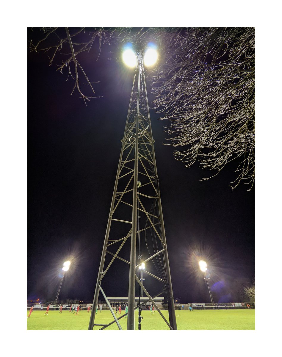 Got to finish today's #floodlightfriday with a shot of Burroughs Park.

Wishing @GWRovers all the best for tomorrow!

#FAVase