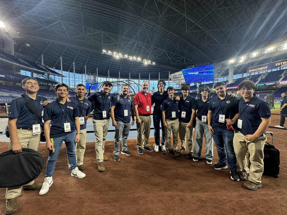 CCNN Live got a behind the scenes look for the <a href="/Marlins/">Miami Marlins</a> game tonight. #CPride <a href="/MarlinsComms/">Marlins Communications</a>