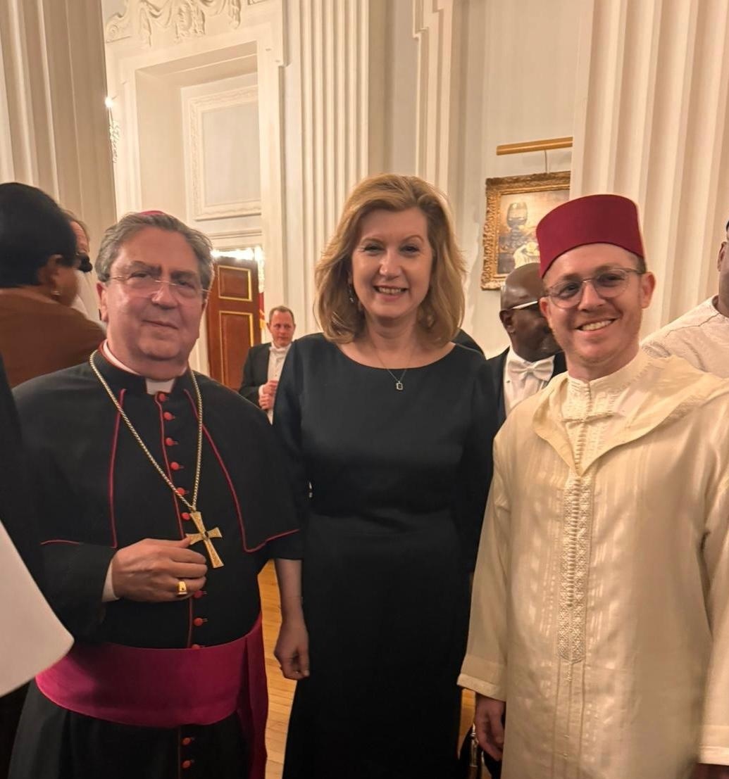 Exquisite Easter Banquet gracefully hosted by @citylordmayor Alderman Professor Michael Mainnelli at Mansion House. As I attended along with the diplomatic community, informative speeches including by Foreign Secretary David Cameron.