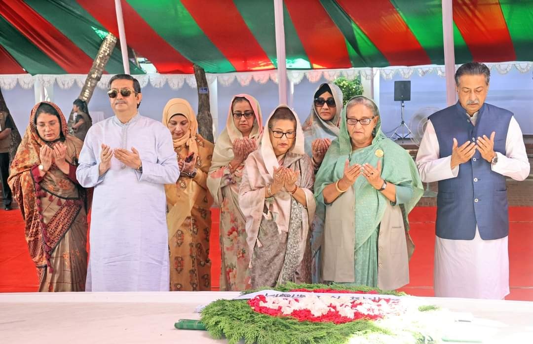 Prime Minister #SheikhHasina on Friday paid tributes and offered prayers at the Mausoleum of Father of the Nation #Bangabandhu #SheikhMujiburRahman at Tungipara in Gopalganj.