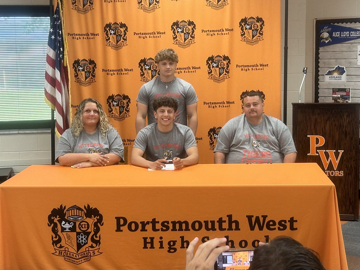 Congratulations Jeffery Bishop on your commitment to <a href="/WittFootball/">Wittenberg Football</a> !!!! #Leavealegacy