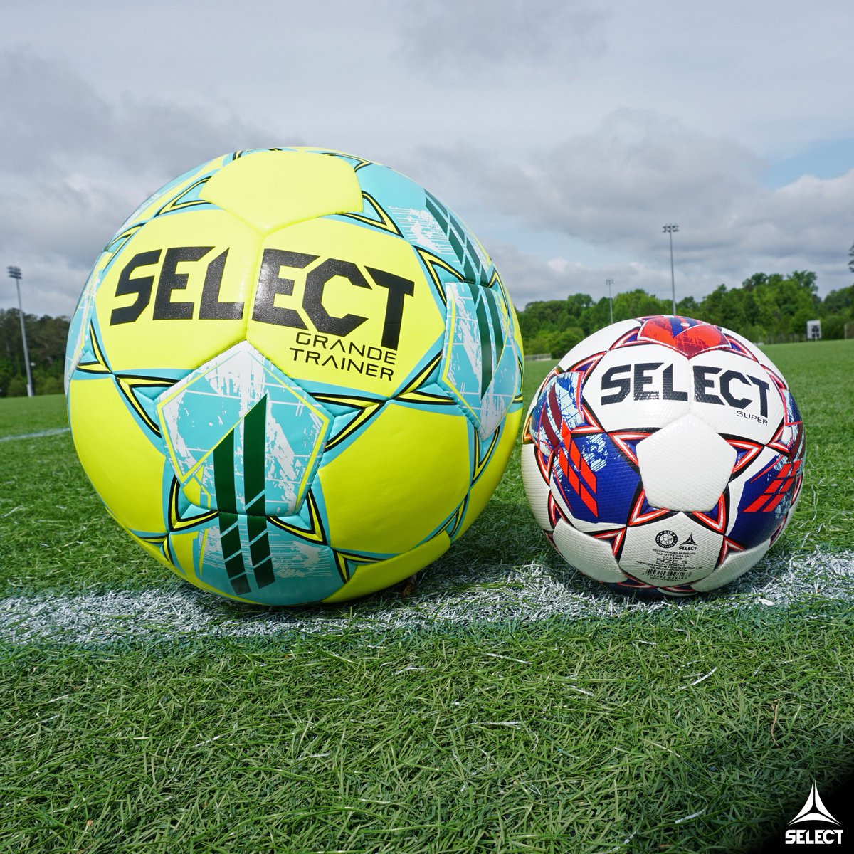 The fan favorite, 𝙂𝙍𝘼𝙉𝘿𝙀 𝙏𝙍𝘼𝙄𝙉𝙀𝙍, is back and now available‼️ We took some comparison photos showing what it looks like next to a mini ball, a futsal ball, and a regulation size 5 ball